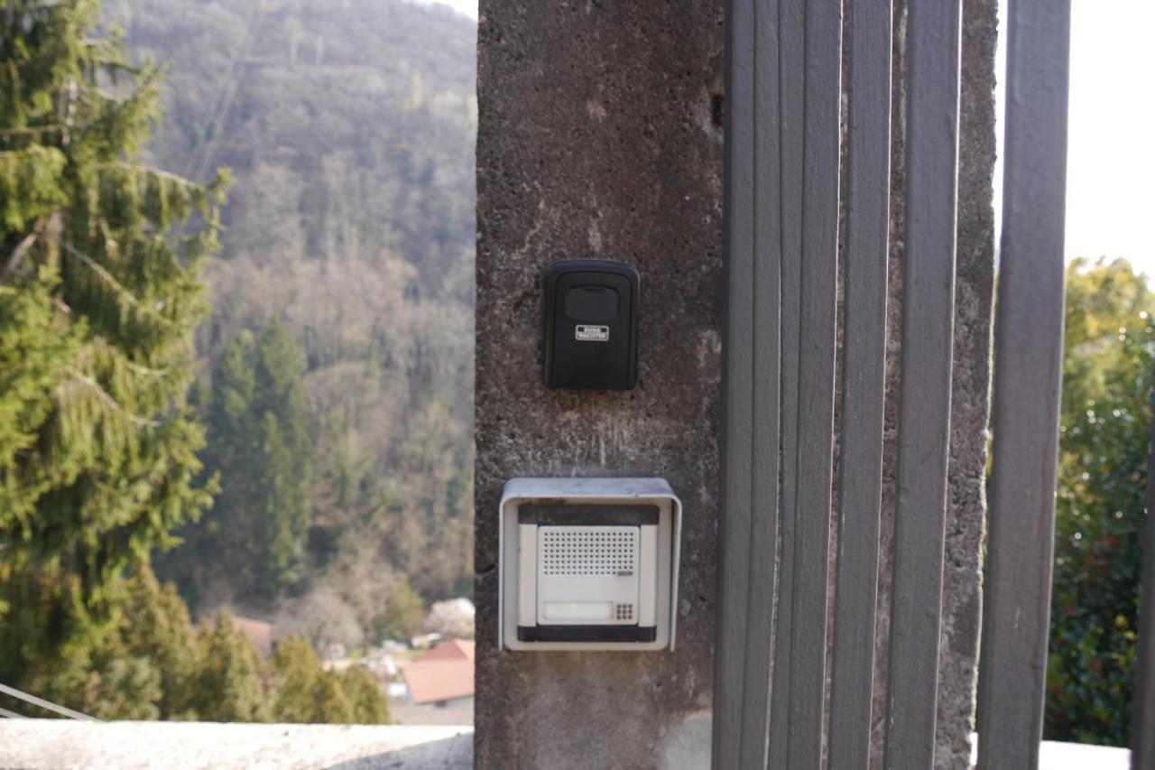 Casa Colmegna Mit Traumhaften See- Und Bergblick Luino Luaran gambar
