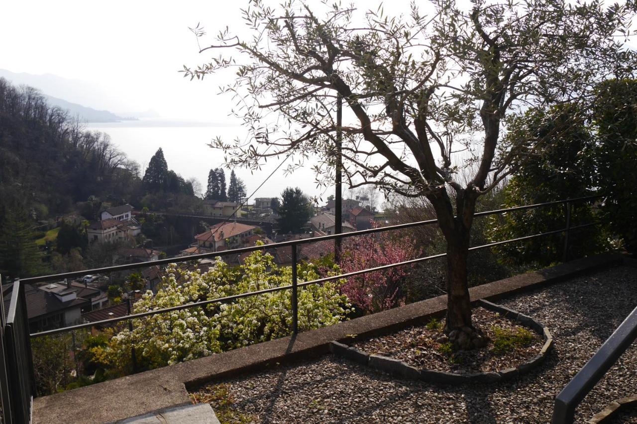Casa Colmegna Mit Traumhaften See- Und Bergblick Luino Luaran gambar
